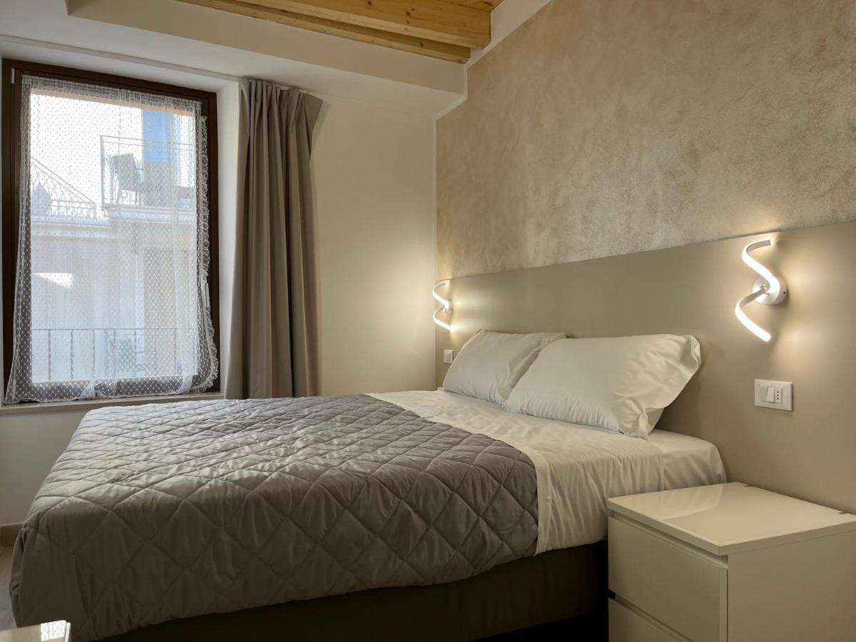 Anfite Apartments Santa Maria ديسينسانو ديل غاردا المظهر الخارجي الصورة