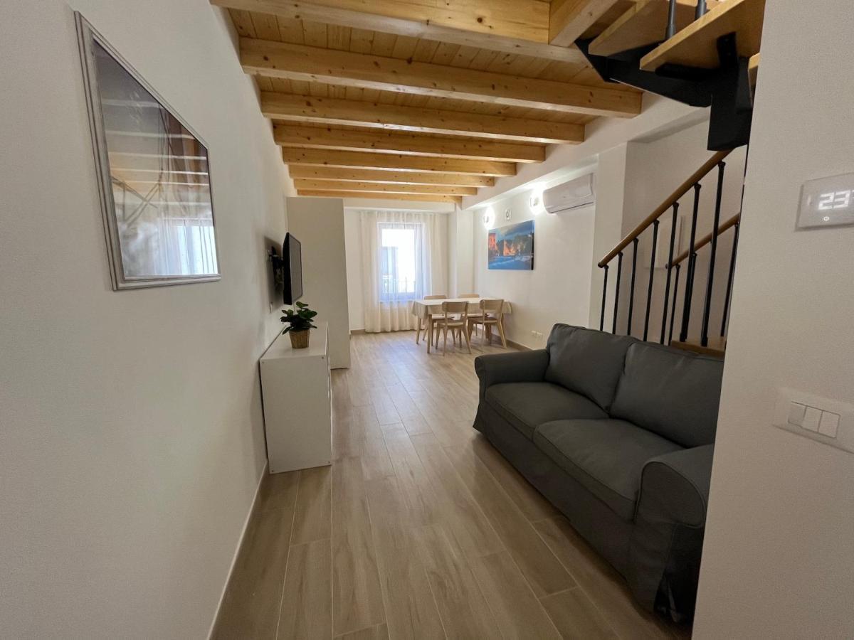 Anfite Apartments Santa Maria ديسينسانو ديل غاردا المظهر الخارجي الصورة