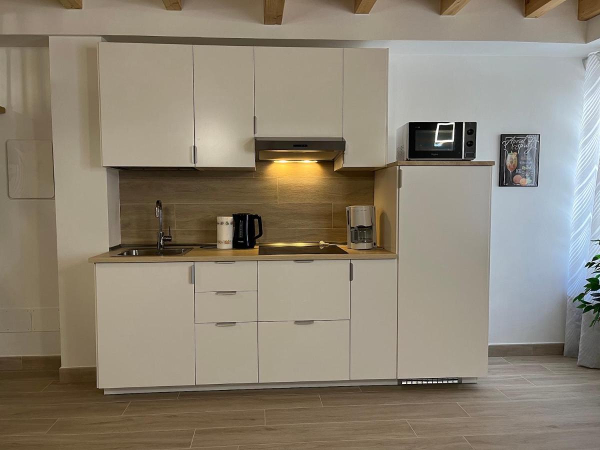 Anfite Apartments Santa Maria ديسينسانو ديل غاردا المظهر الخارجي الصورة