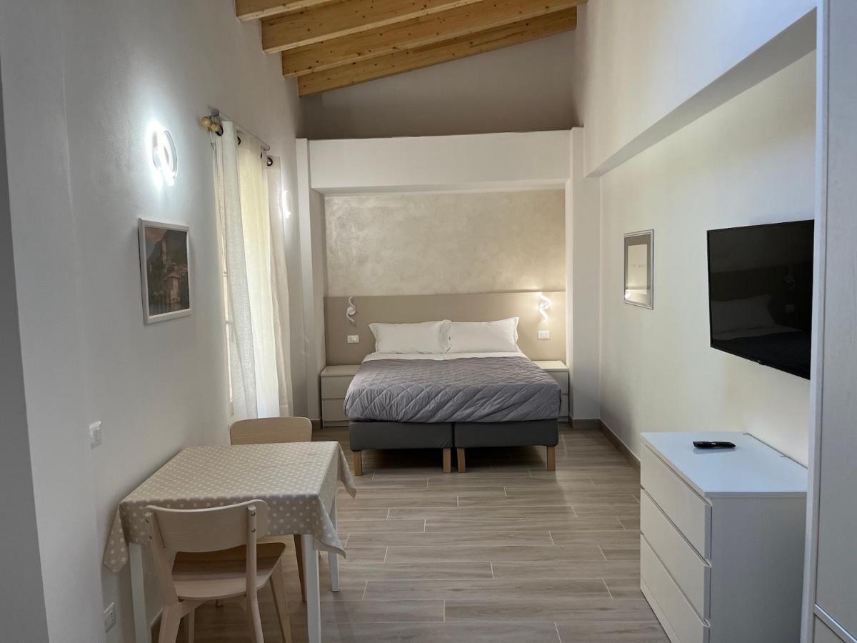 Anfite Apartments Santa Maria ديسينسانو ديل غاردا المظهر الخارجي الصورة
