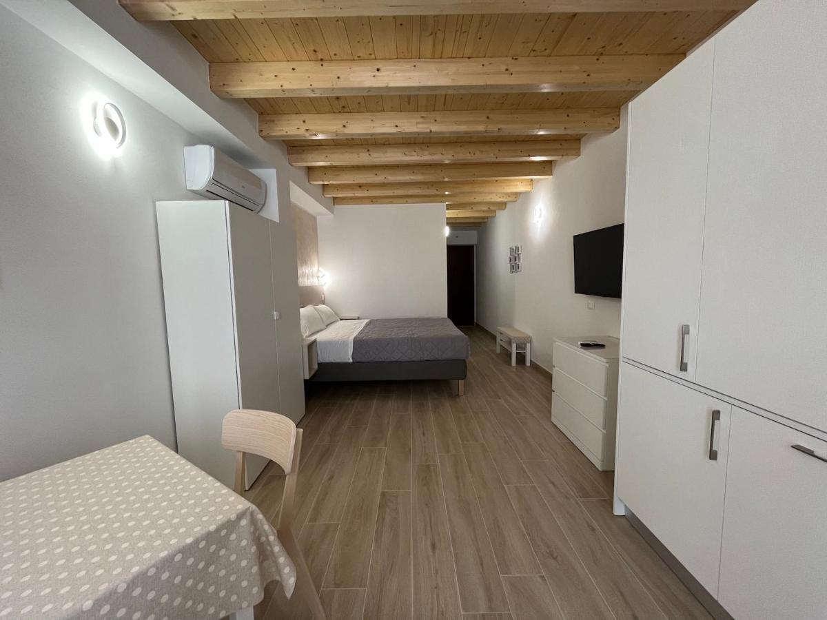 Anfite Apartments Santa Maria ديسينسانو ديل غاردا المظهر الخارجي الصورة